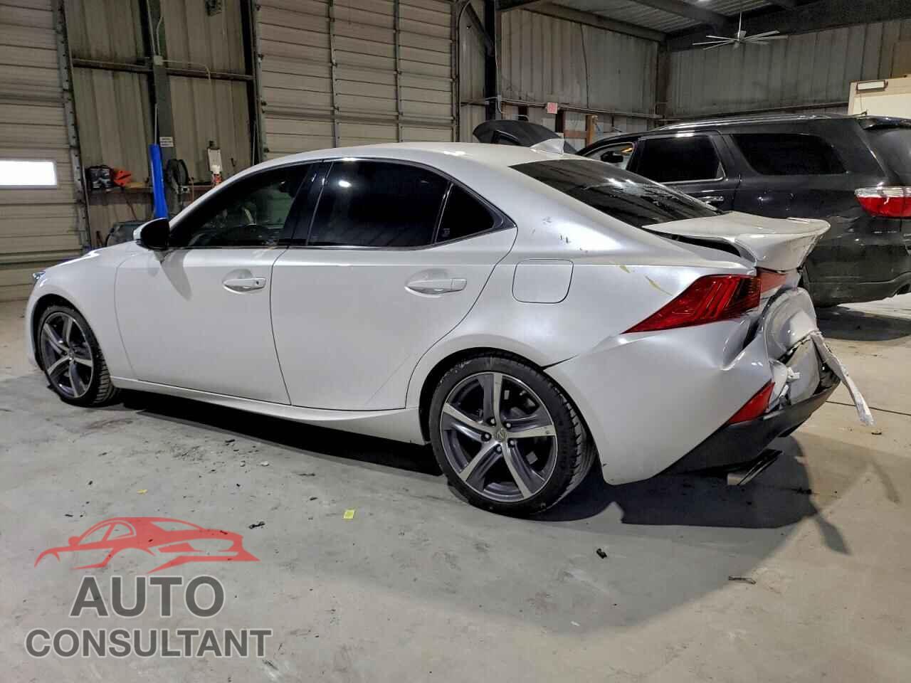 LEXUS IS 2017 - JTHCM1D20H5025237