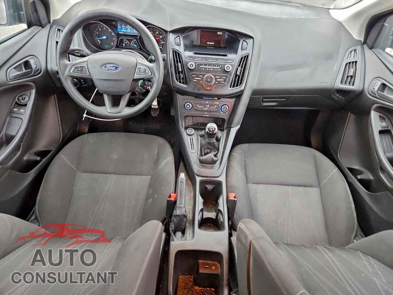 FORD FOCUS 2016 - 1FADP3E29GL215724