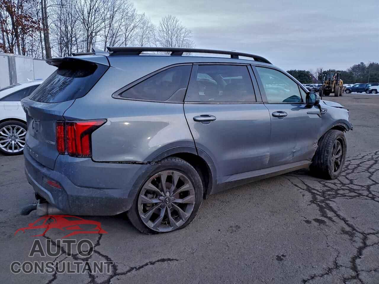 KIA SORENTO 2021 - 5XYRKDLF8MG052467
