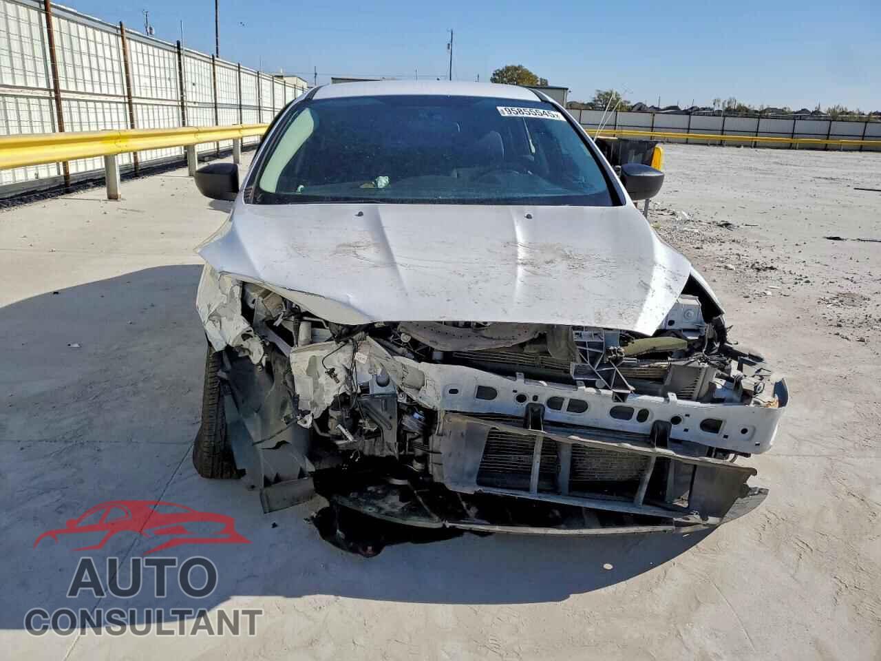 FORD FOCUS 2016 - 1FADP3E25GL264600