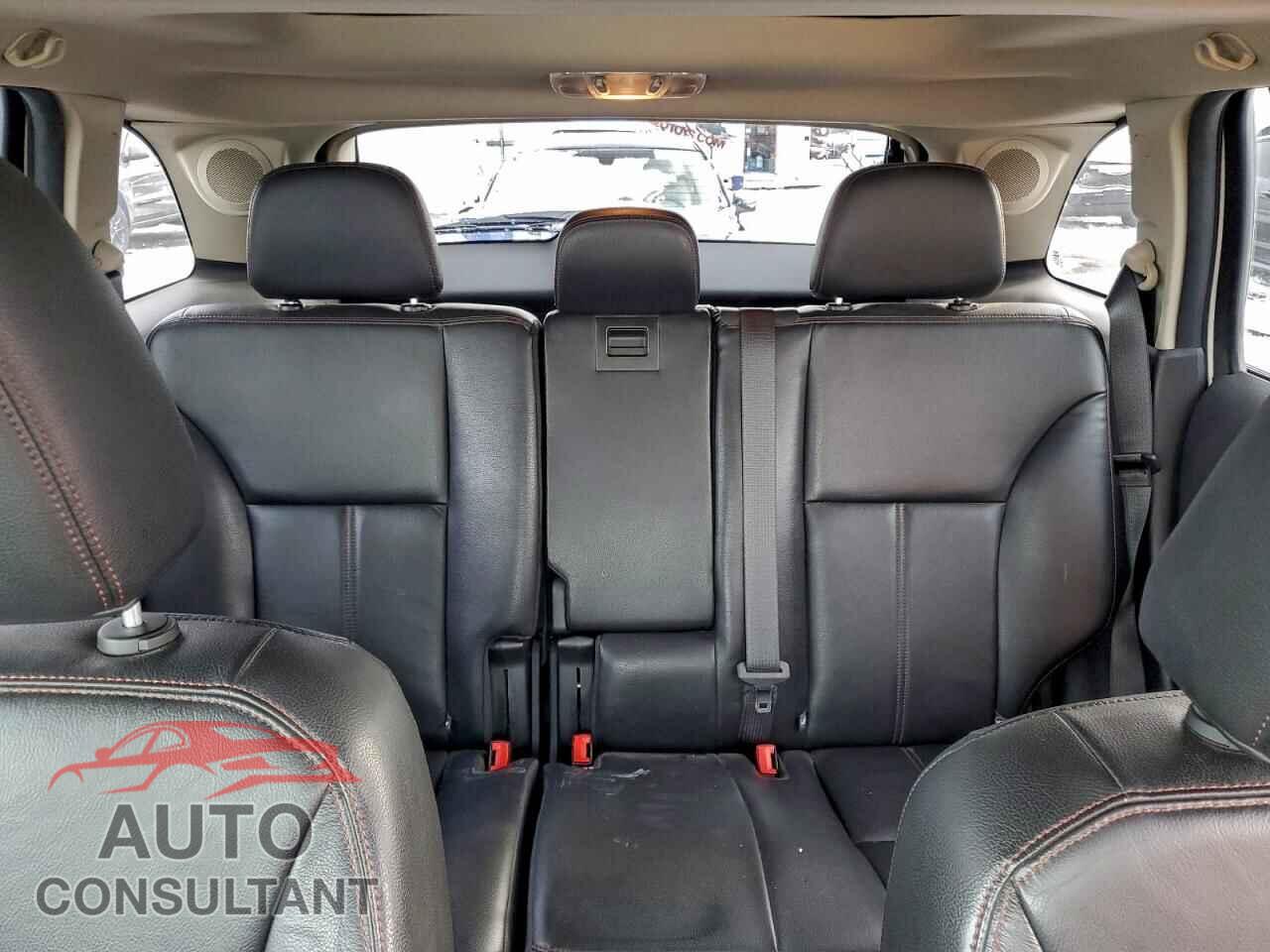 FORD EDGE 2011 - 2FMDK4KC3BBA05751