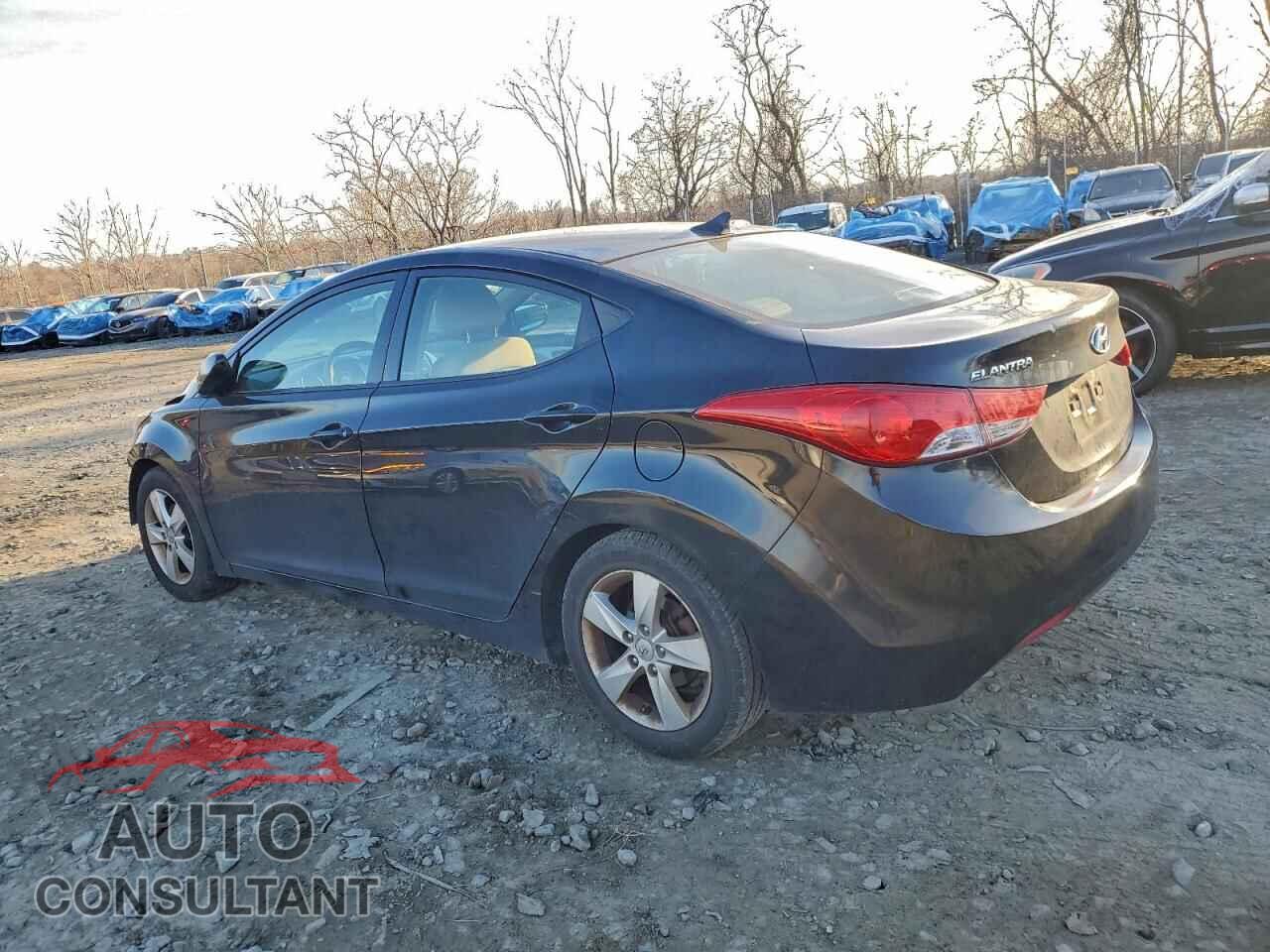 HYUNDAI ELANTRA 2013 - 5NPDH4AE2DH444792