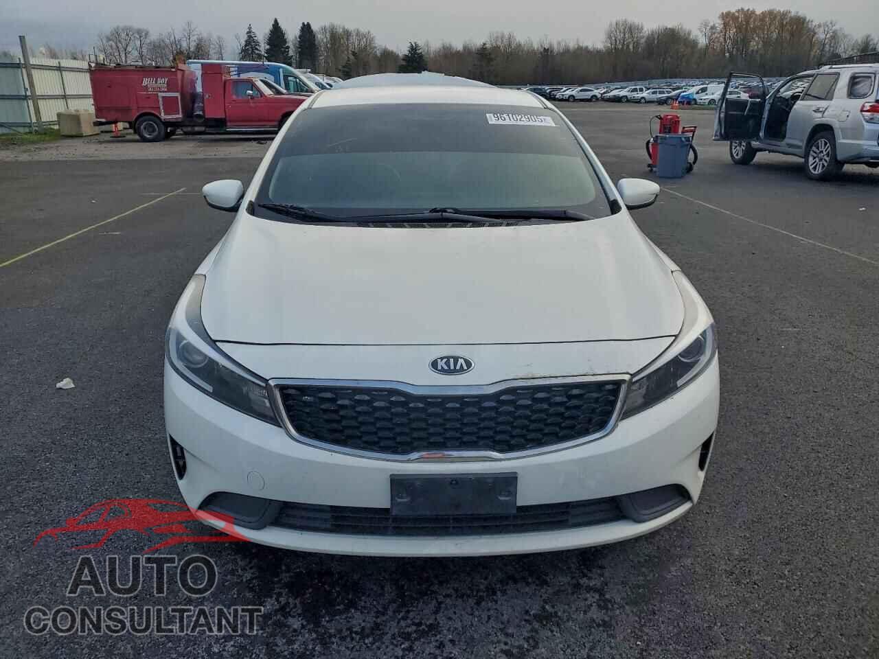 KIA FORTE 2017 - 3KPFK4A75HE037524