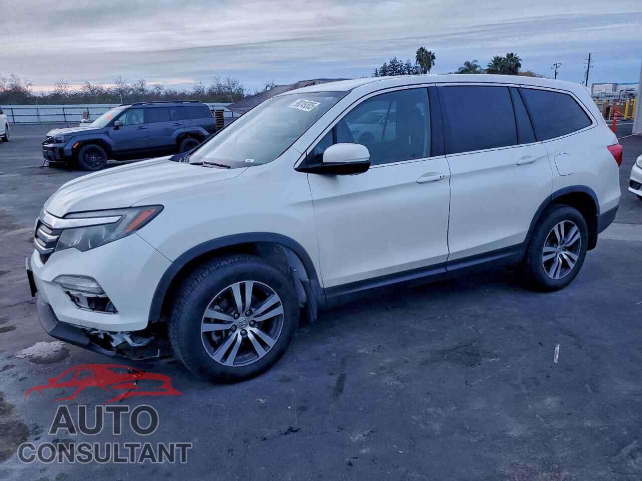 HONDA PILOT 2017 - 5FNYF6H38HB013062