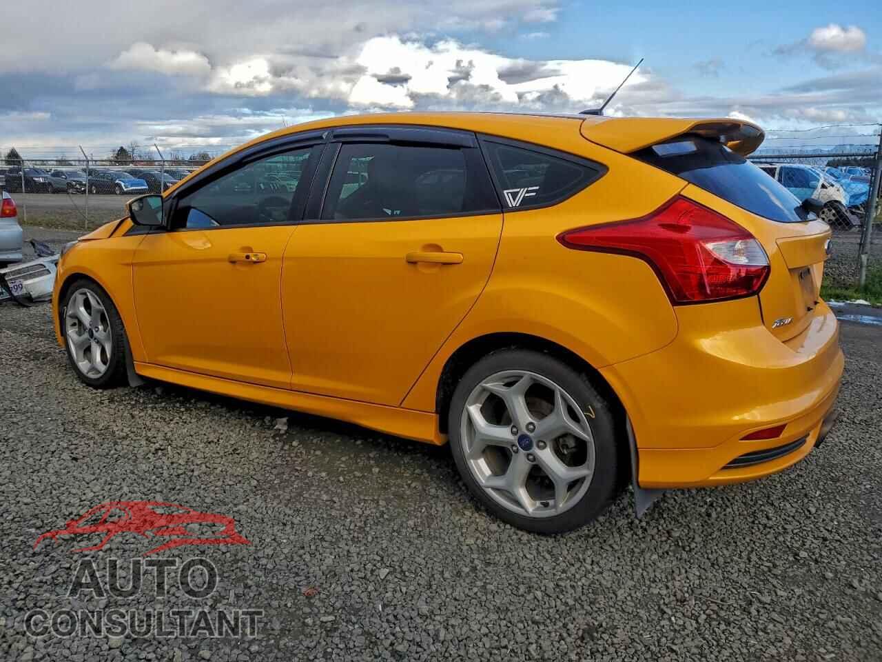 FORD FOCUS 2014 - 1FADP3L93EL402504