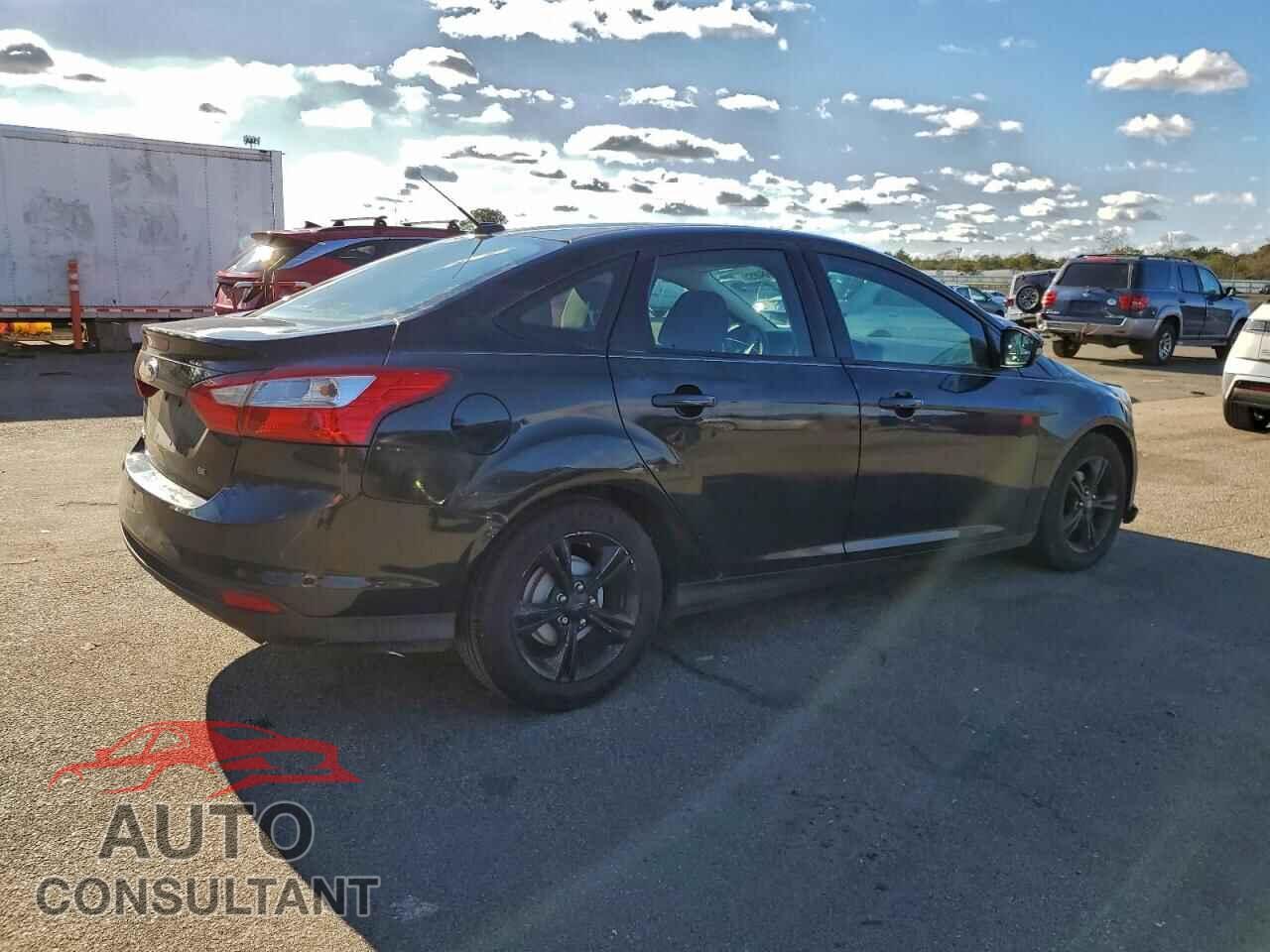 FORD FOCUS 2014 - 1FADP3F29EL261081