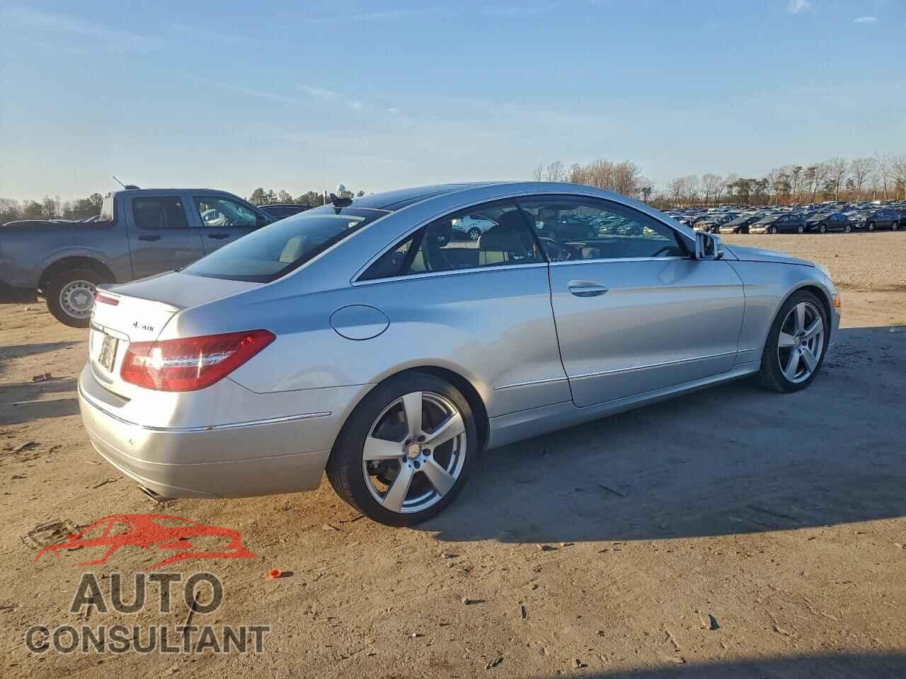 MERCEDES-BENZ E-CLASS 2013 - WDDKJ8JB5DF210557