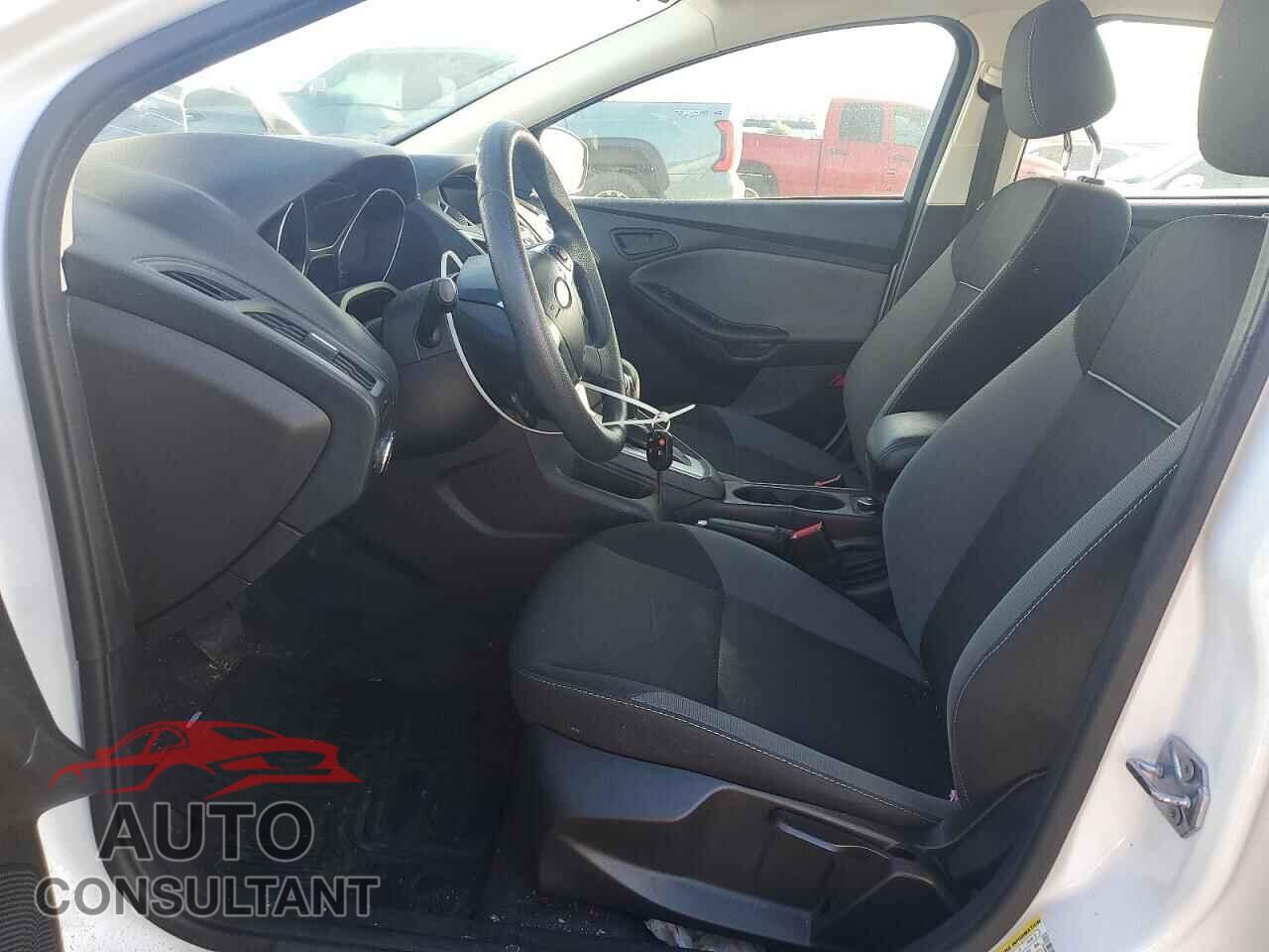 FORD FOCUS 2012 - 1FAHP3F28CL173282
