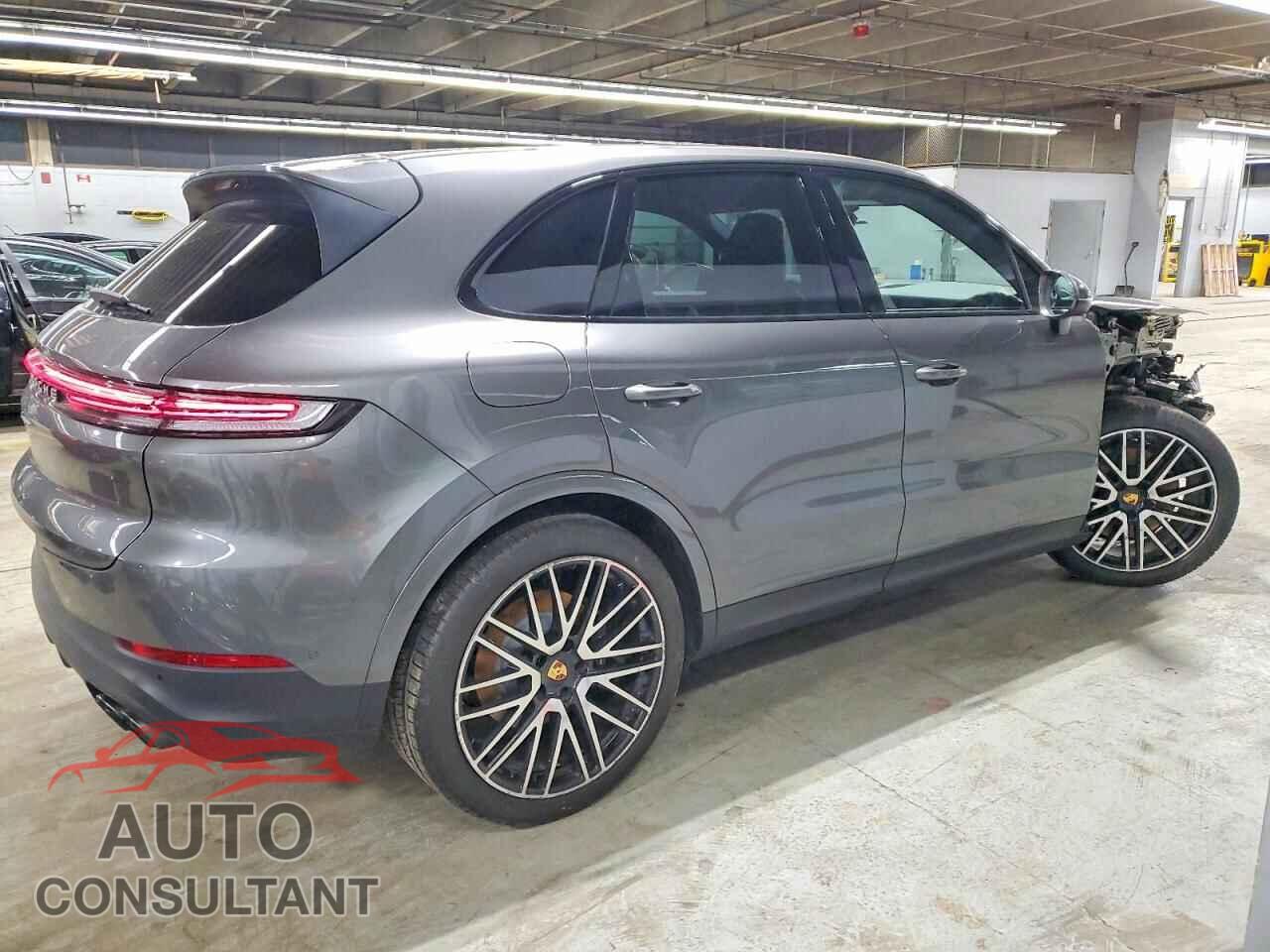 PORSCHE CAYENNE 2024 - WP1AA2AY1RDA14527