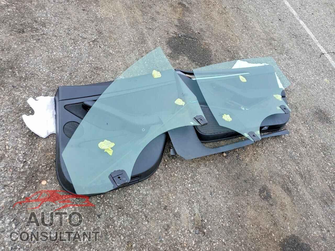 TESLA MODEL 3 2021 - 5YJ3E1EA0MF092126