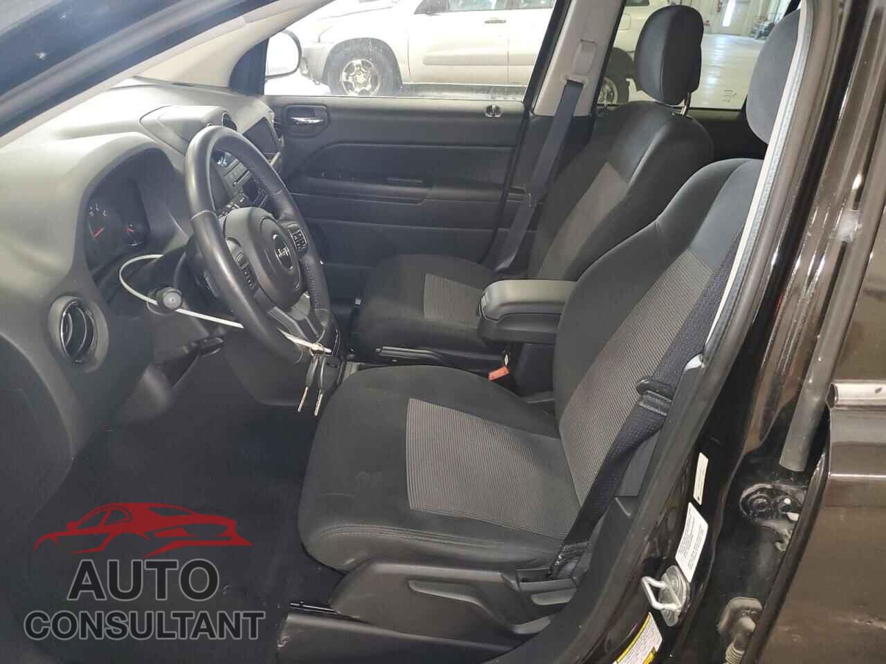 JEEP COMPASS 2011 - 1J4NF1FB1BD159117