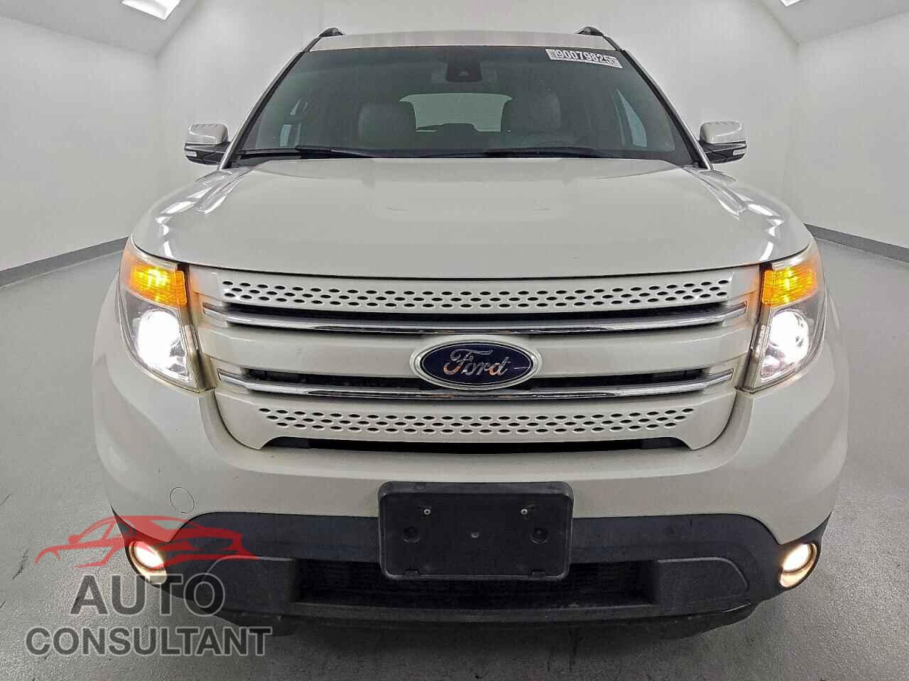 FORD EXPLORER 2014 - 1FM5K7F82EGC36021