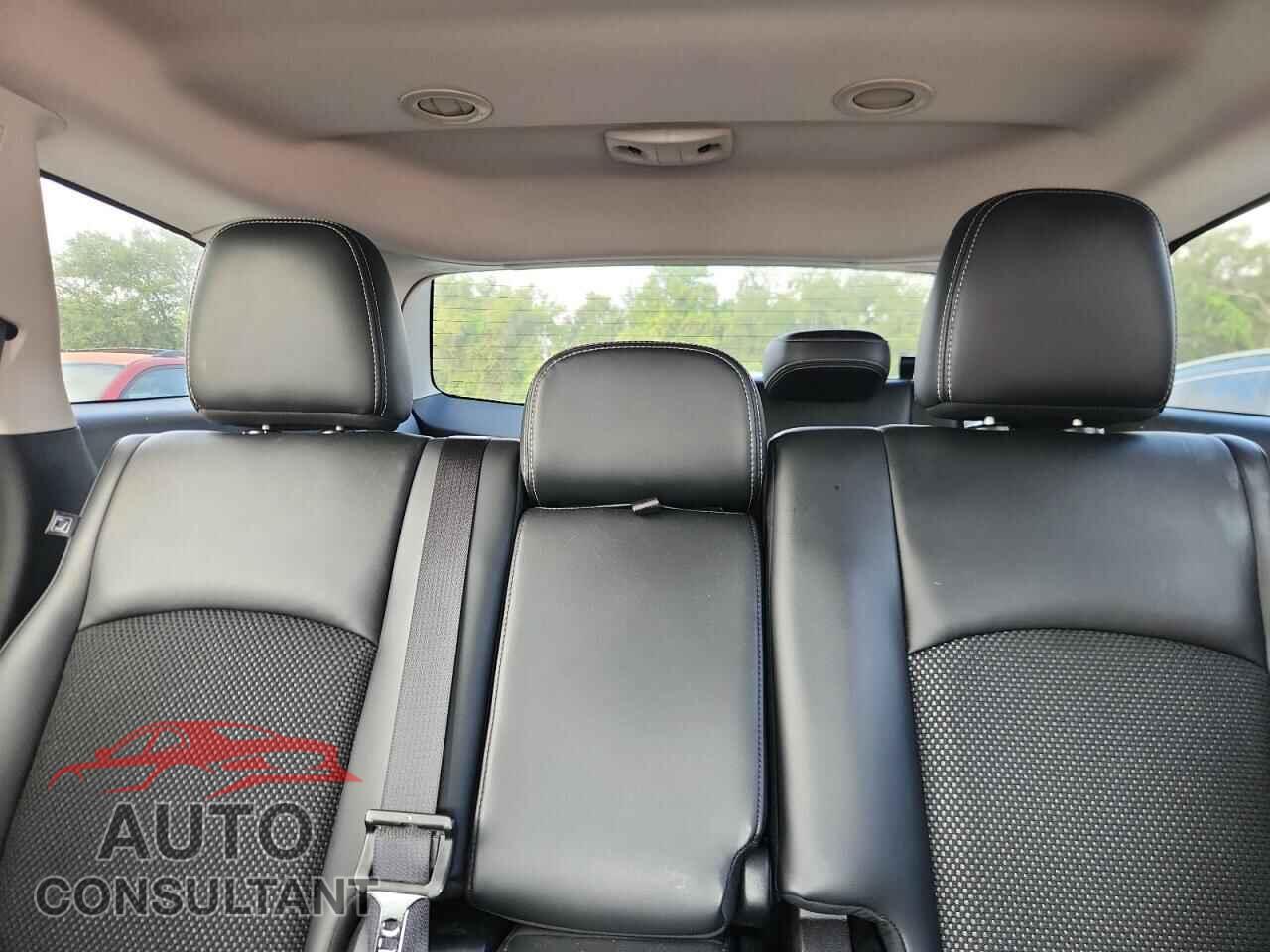 DODGE JOURNEY 2017 - 3C4PDCGG5HT555595