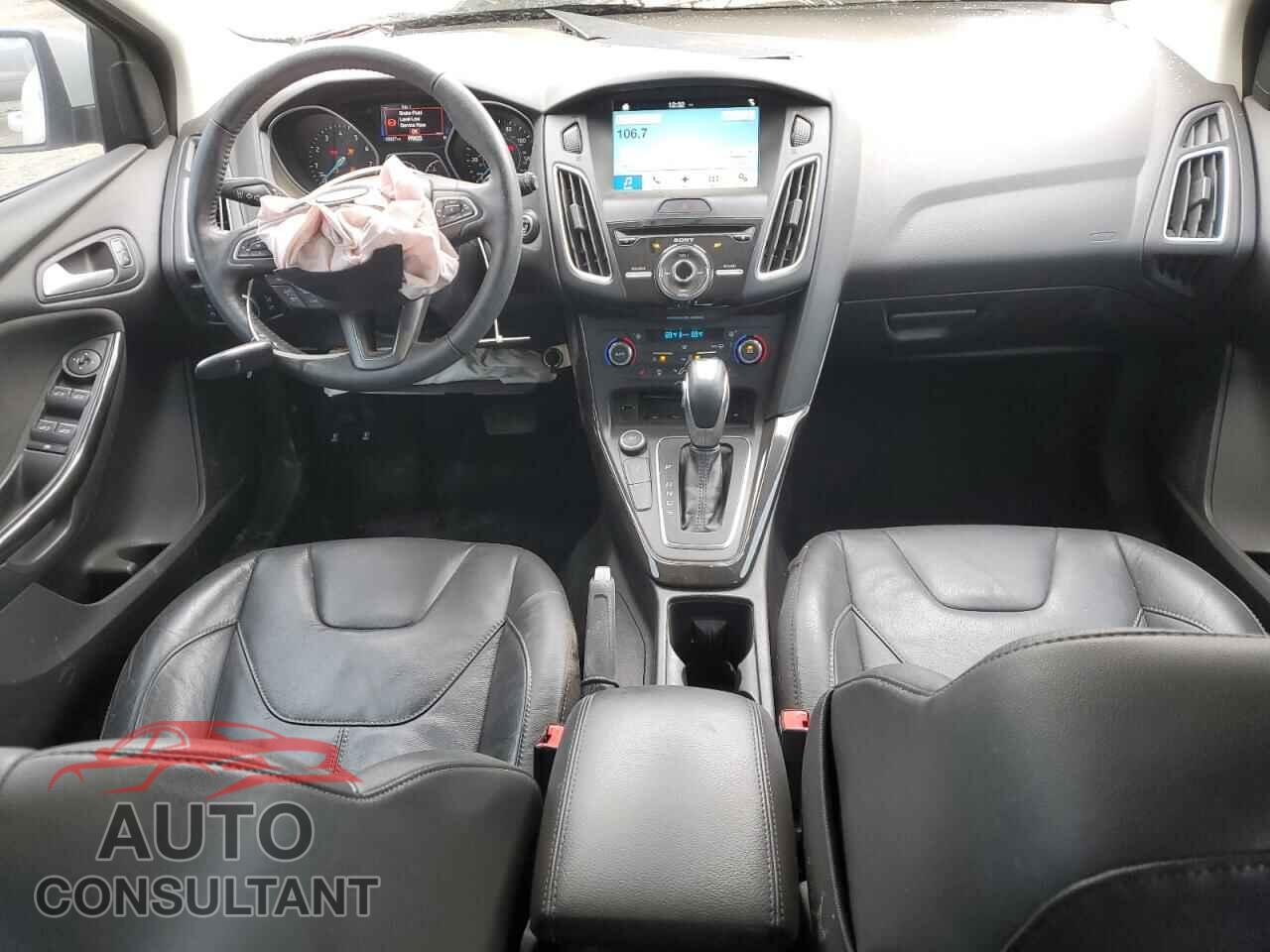 FORD FOCUS 2016 - 1FADP3N23GL253269