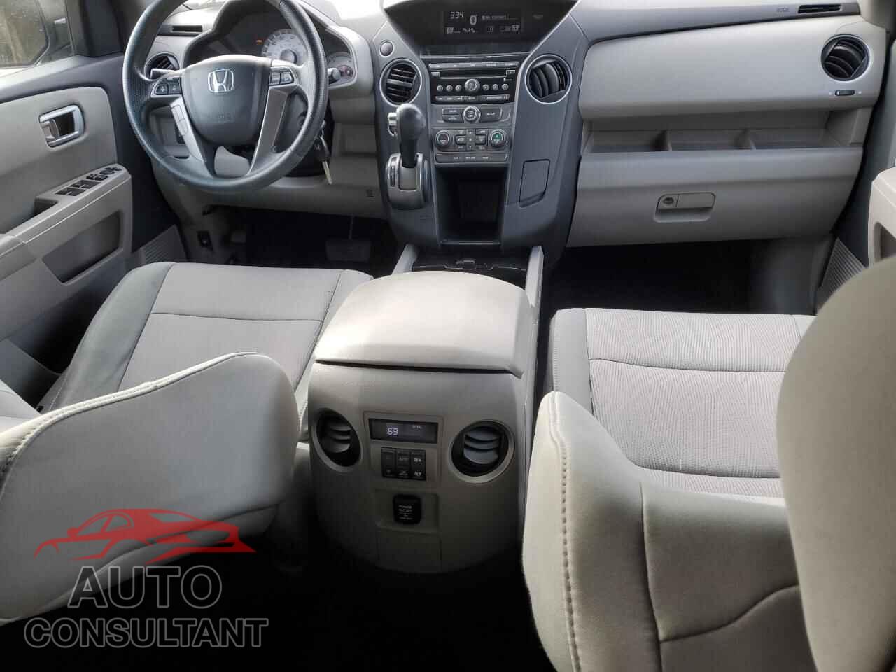 HONDA PILOT 2012 - 5FNYF4H45CB045537