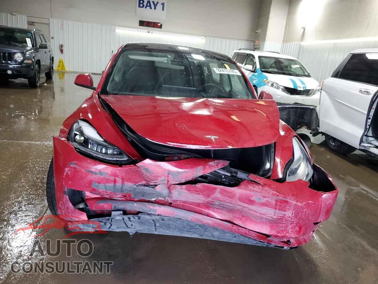 TESLA MODEL 3 2021 - 5YJ3E1EA7MF051198