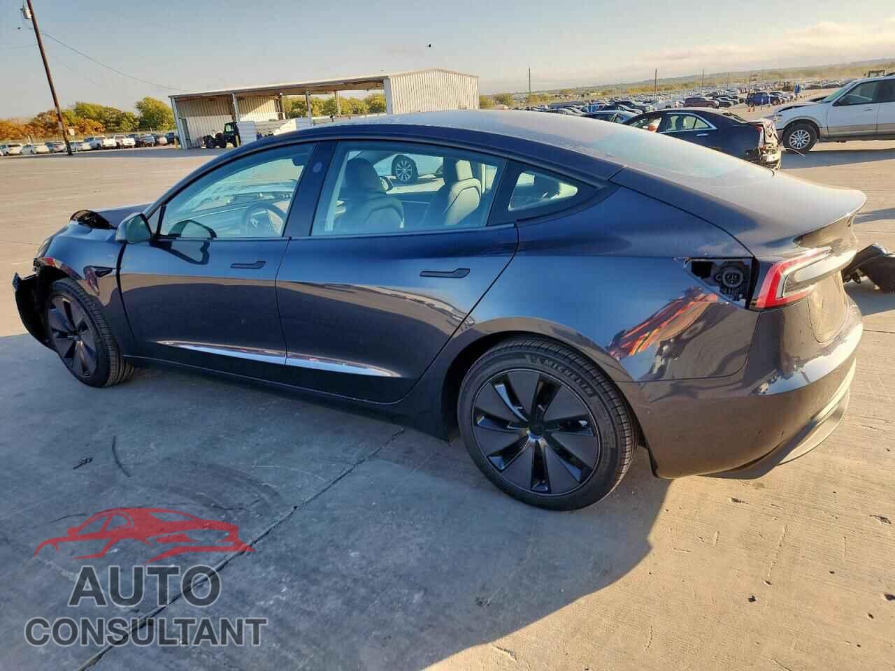 TESLA MODEL 3 2025 - 5YJ3E1EA2SF913305