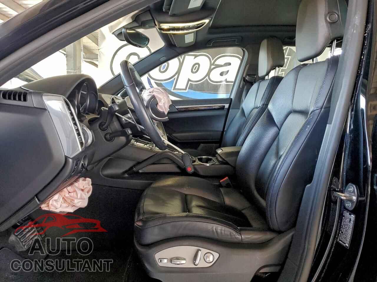 PORSCHE CAYENNE 2016 - WP1AA2A2XGKA15762