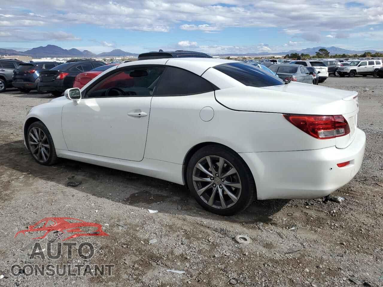 LEXUS IS 2014 - JTHFF2C21E2529890