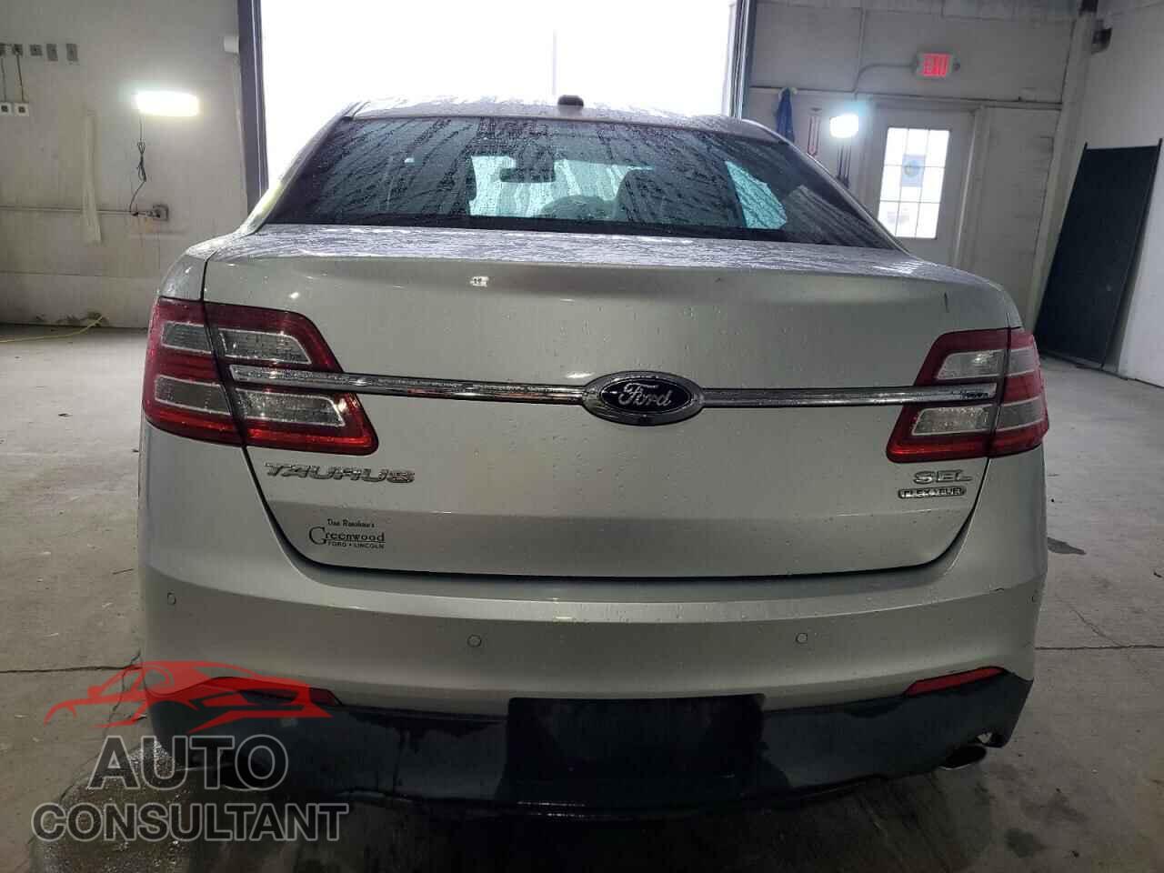 FORD TAURUS 2013 - 1FAHP2E85DG127841