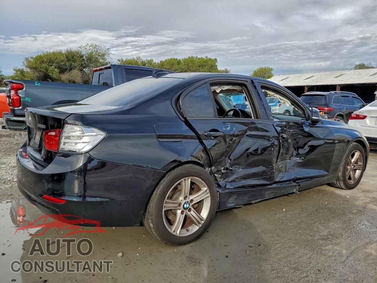 BMW 3 SERIES 2013 - WBA3B5C58DF595126