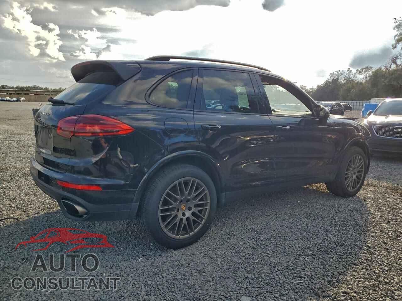 PORSCHE CAYENNE 2017 - WP1AA2A20HKA88043