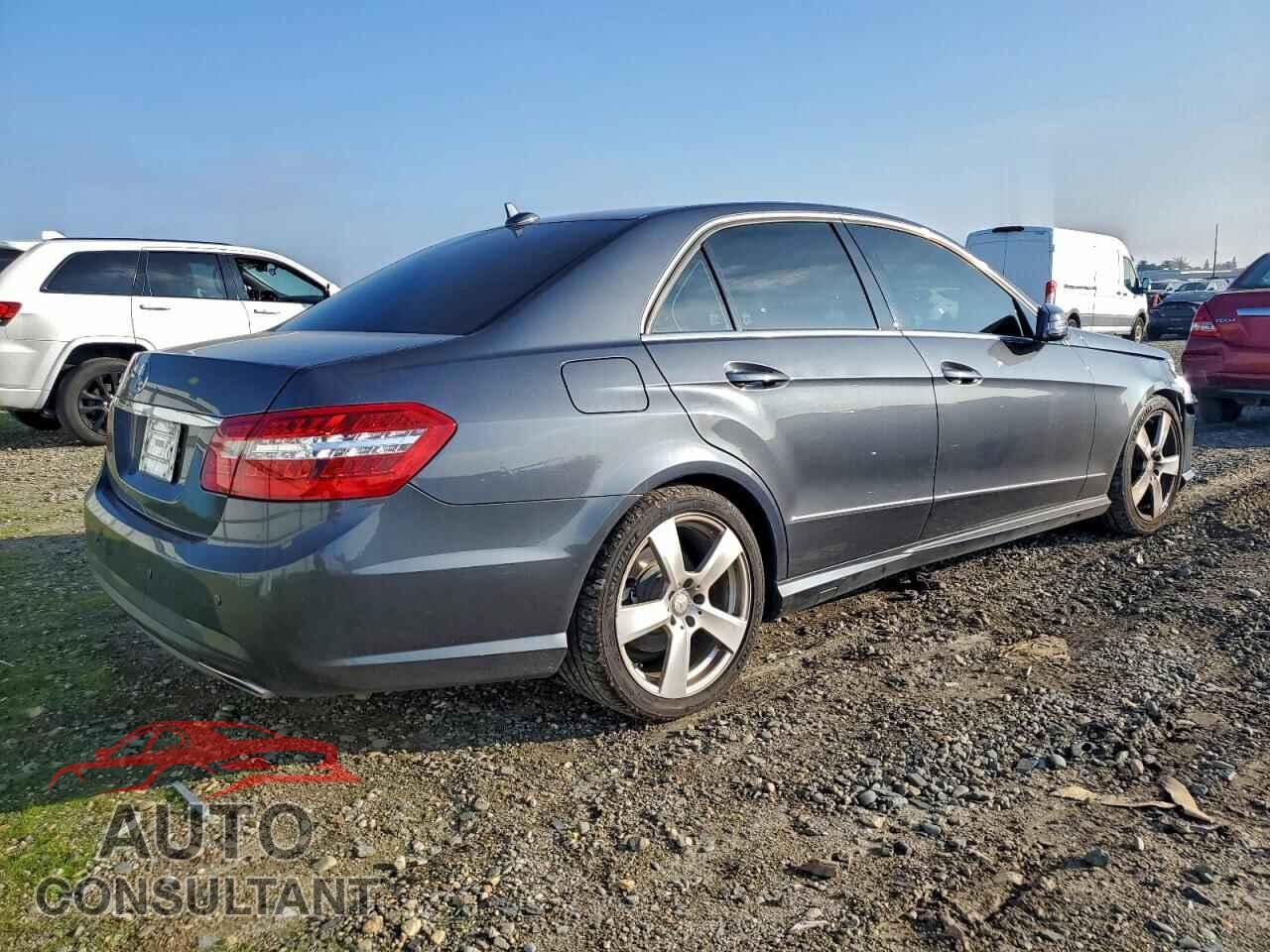MERCEDES-BENZ E-CLASS 2011 - WDDHF5GB1BA418902