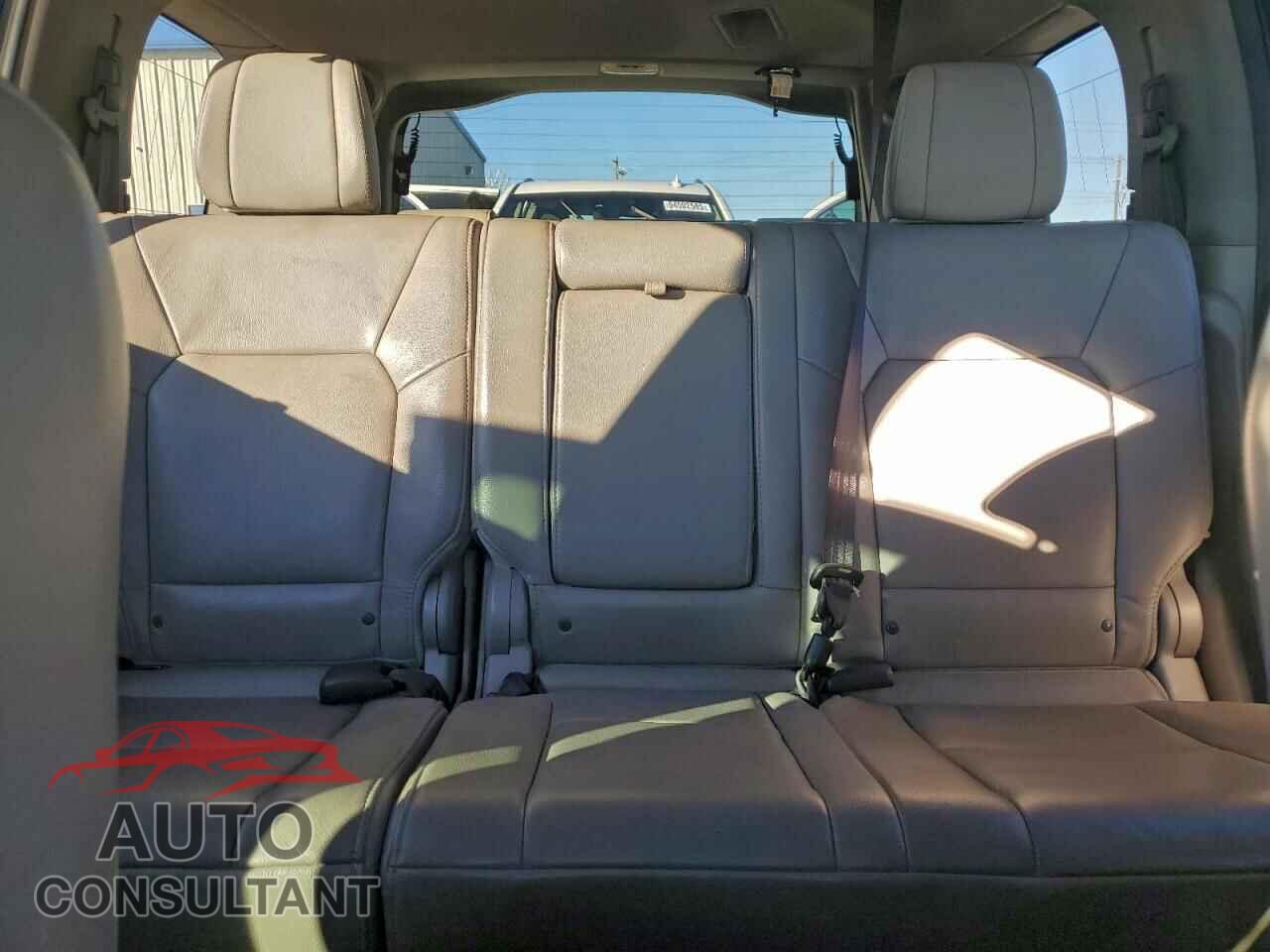 HONDA PILOT 2013 - 5FNYF4H96DB081895