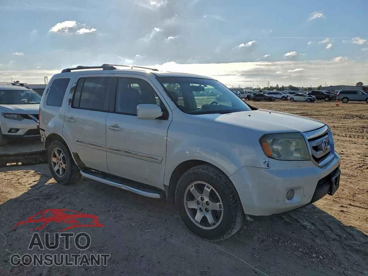 HONDA PILOT 2011 - 5FNYF3H98BB013931
