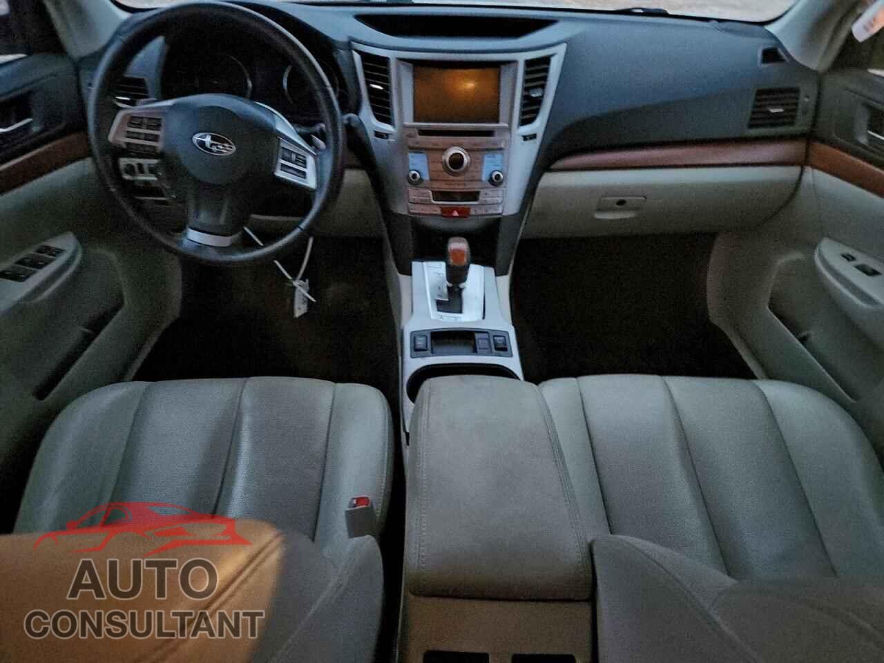 SUBARU OUTBACK 2013 - 4S4BRDLC2D2241348