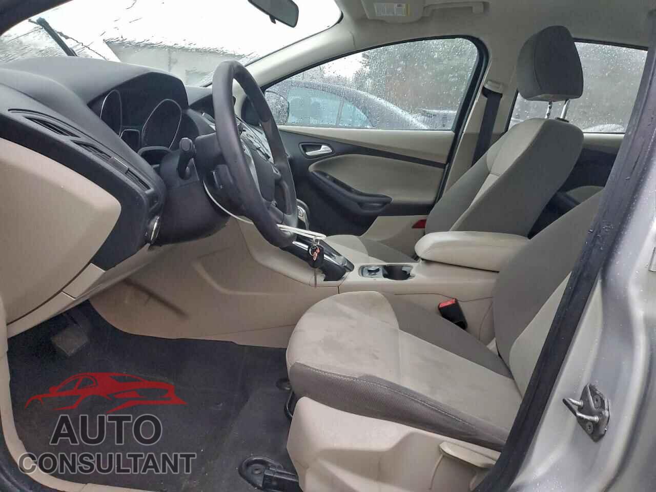 FORD FOCUS 2013 - 1FADP3F28DL329854