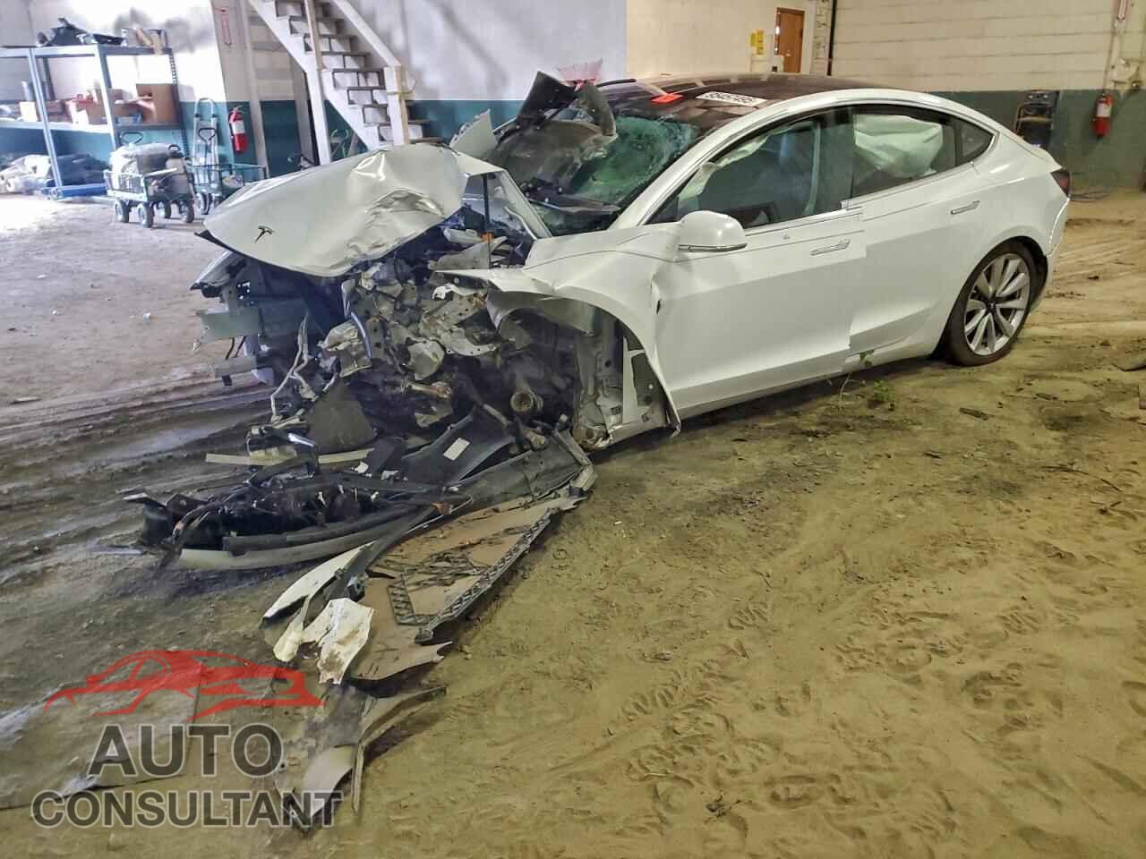 TESLA MODEL 3 2018 - 5YJ3E1EB3JF117850