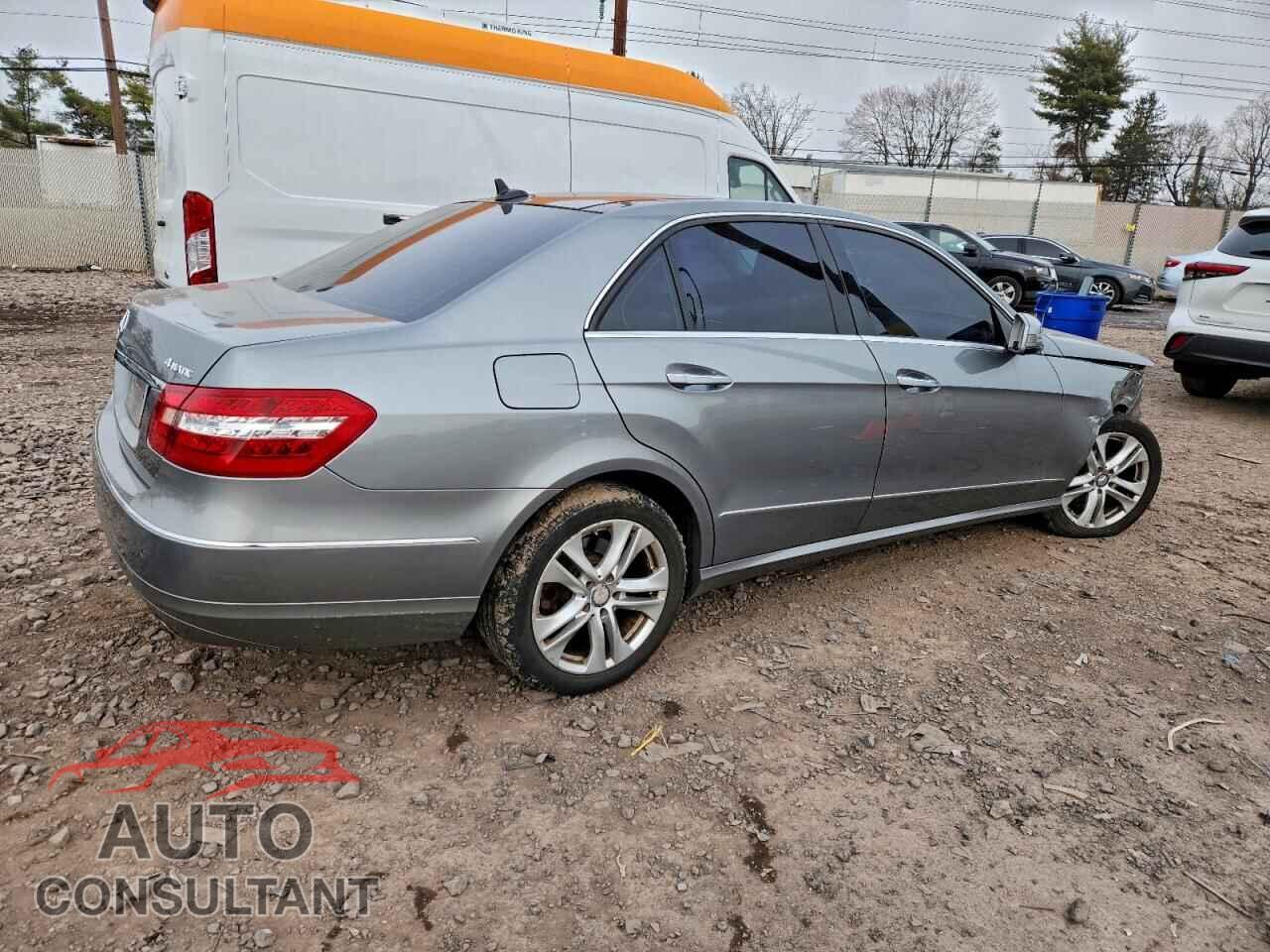 MERCEDES-BENZ E-CLASS 2011 - WDDHF8HB2BA345734