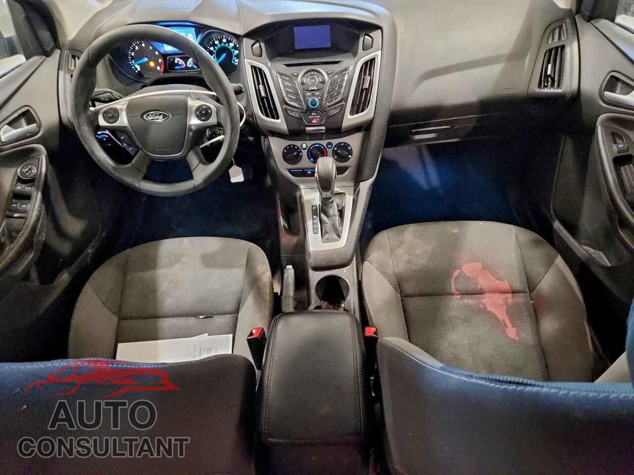 FORD FOCUS 2014 - 1FADP3K22EL270033