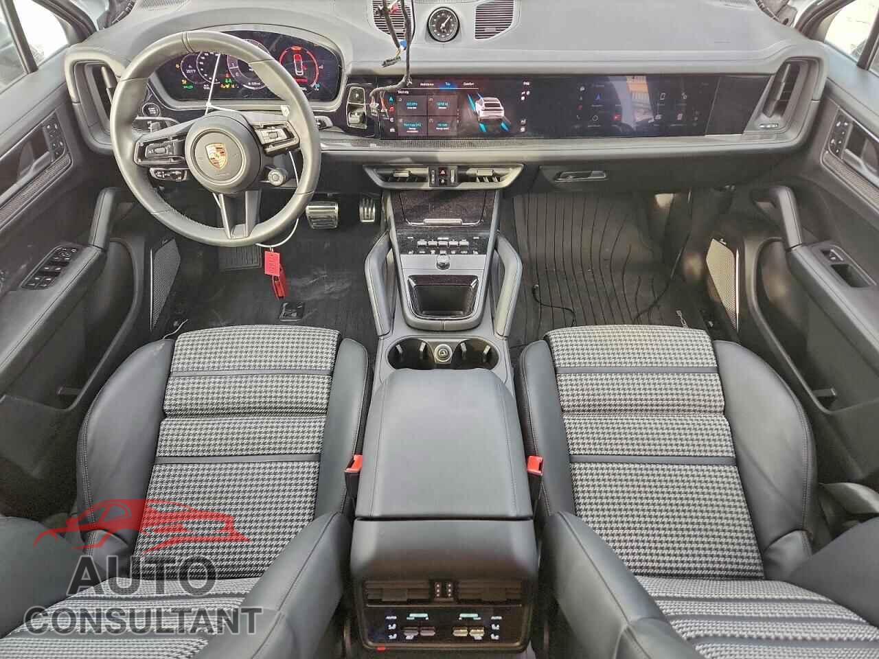 PORSCHE CAYENNE 2025 - WP1BG2AY5SDA43330