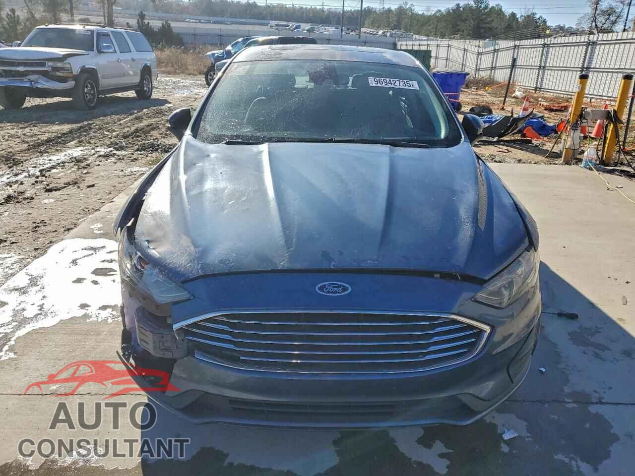 FORD FUSION 2019 - 3FA6P0LU1KR242017