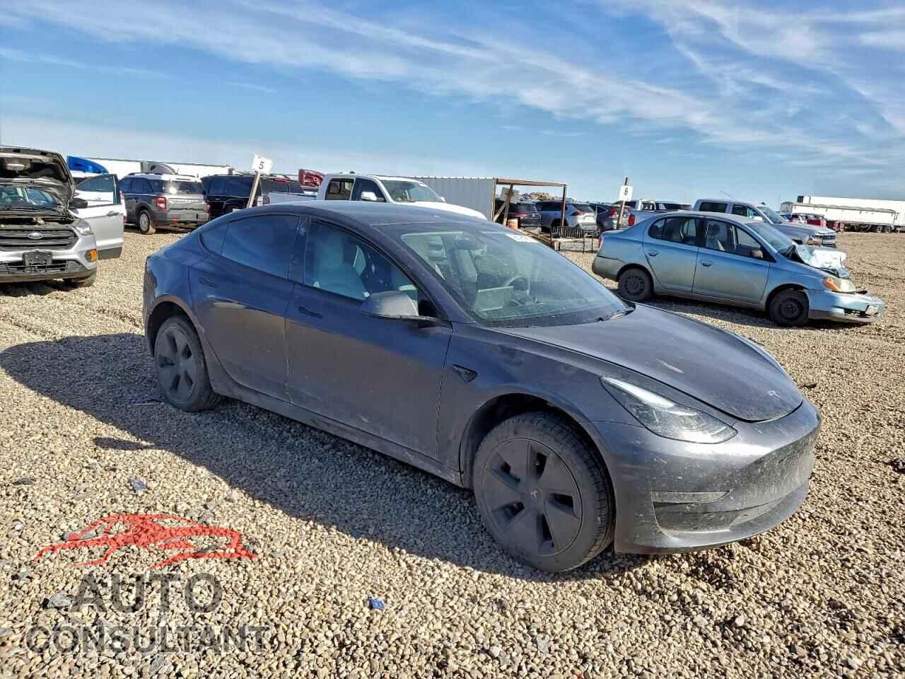 TESLA MODEL 3 2023 - 5YJ3E1EA4PF586722