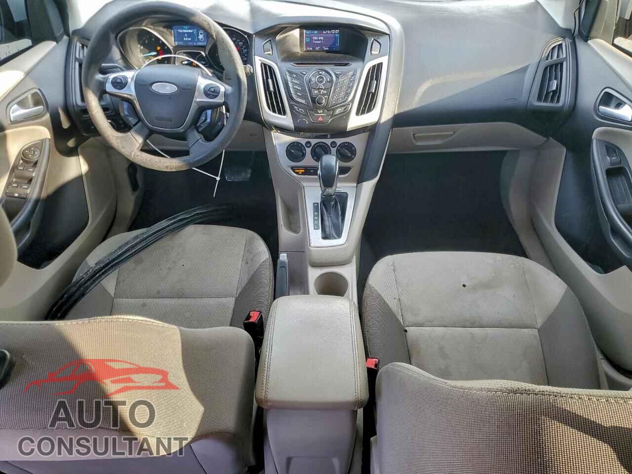 FORD FOCUS 2012 - 1FAHP3K21CL213840
