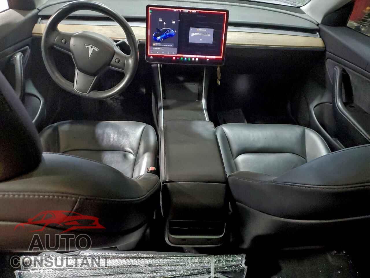 TESLA MODEL 3 2018 - 5YJ3E1EB7JF054249