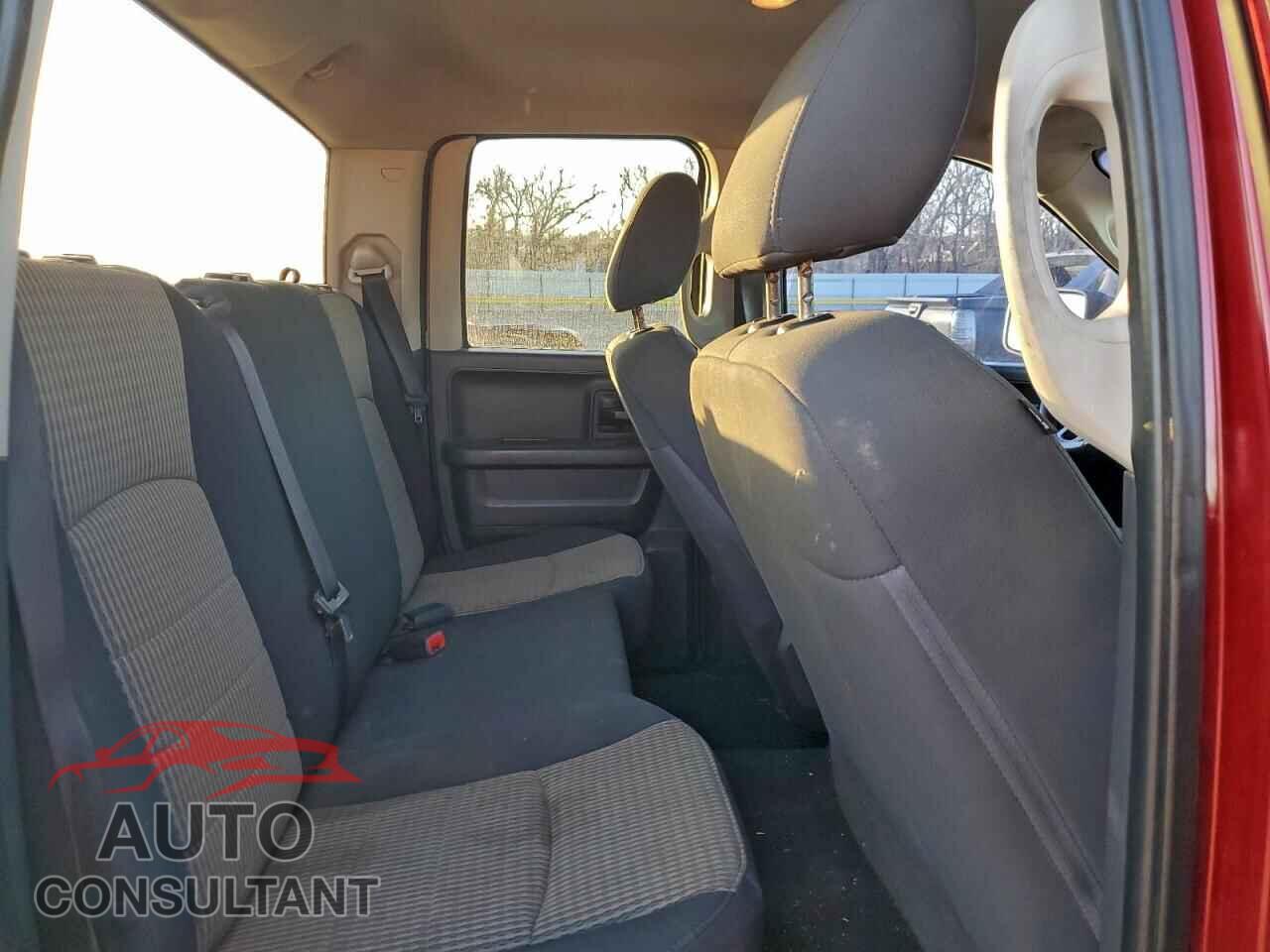 DODGE RAM 1500 2012 - 1C6RD7FT0CS209423