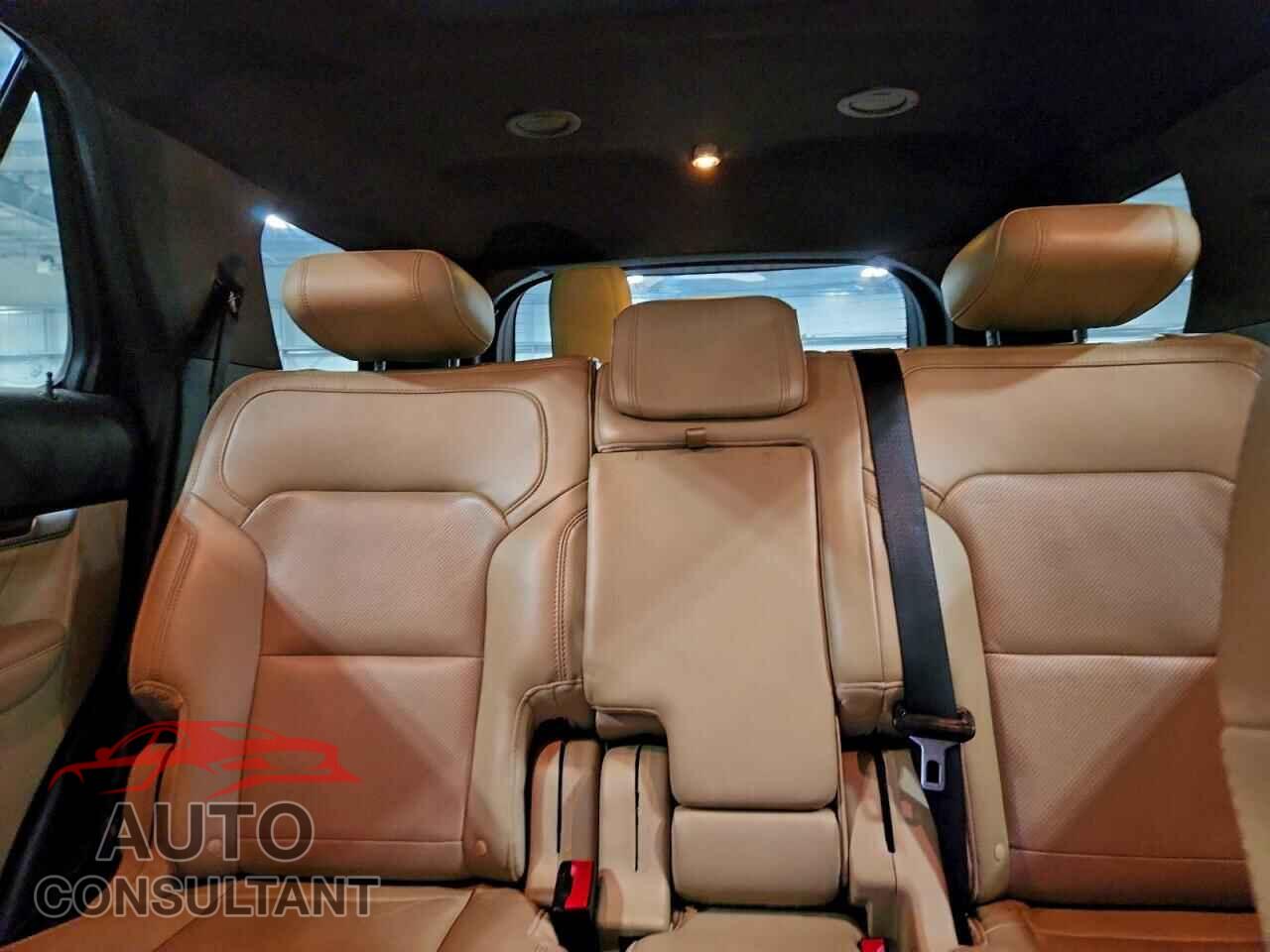 FORD EXPLORER 2016 - 1FM5K8F84GGB05892