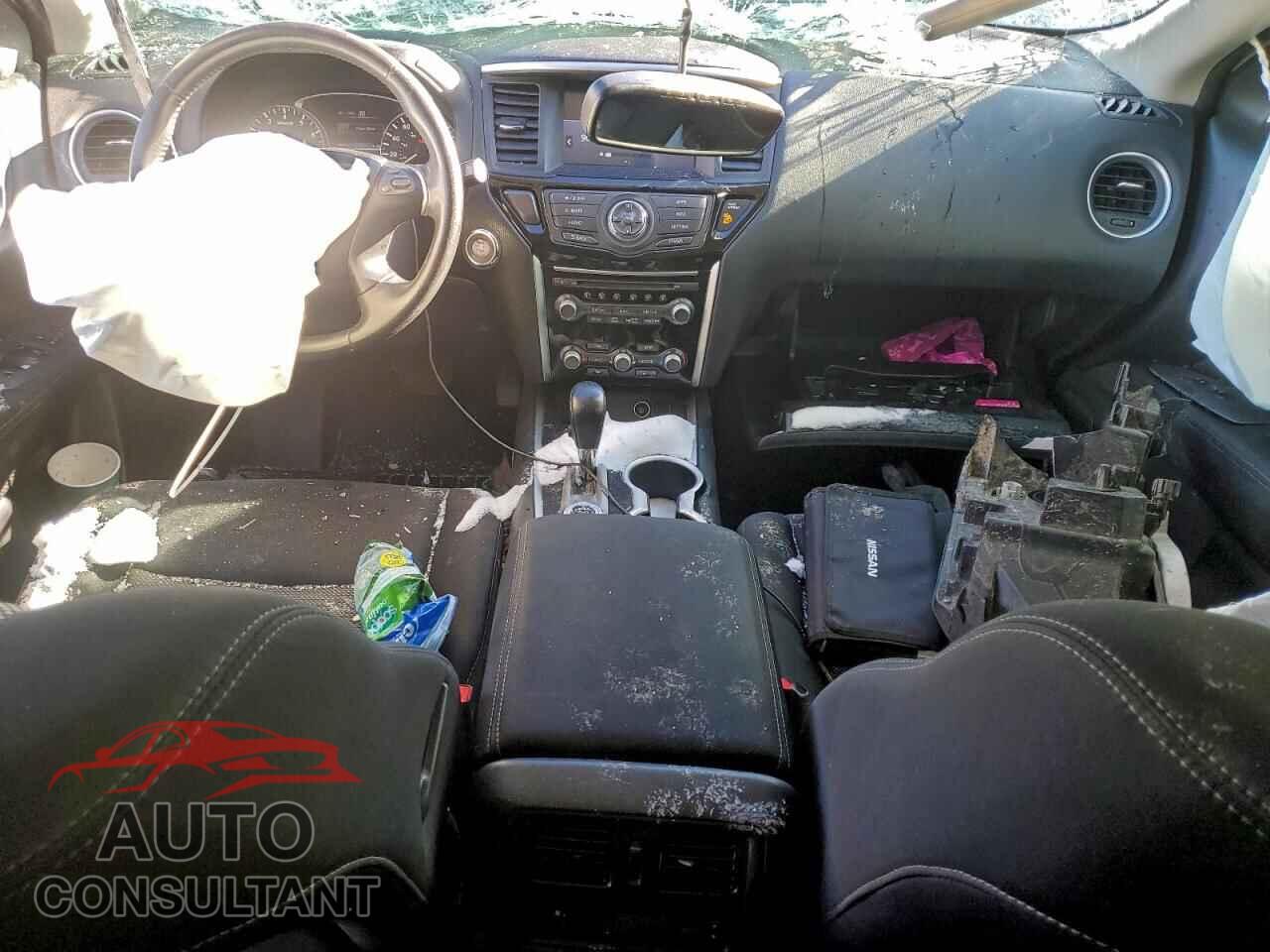 NISSAN PATHFINDER 2017 - 5N1DR2MM2HC663575