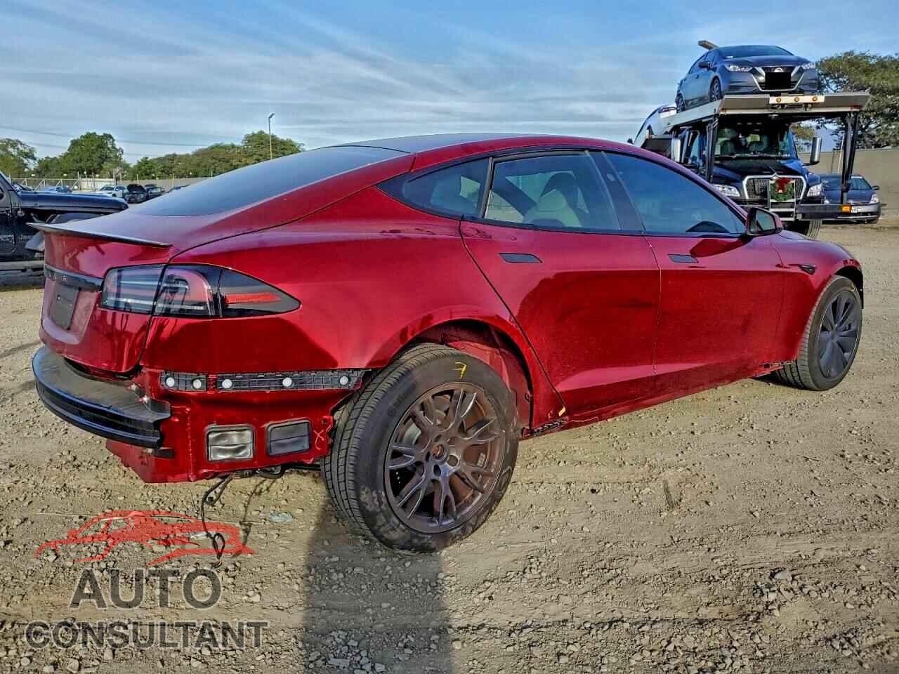 TESLA MODEL S 2024 - 5YJSA1E55RF542662