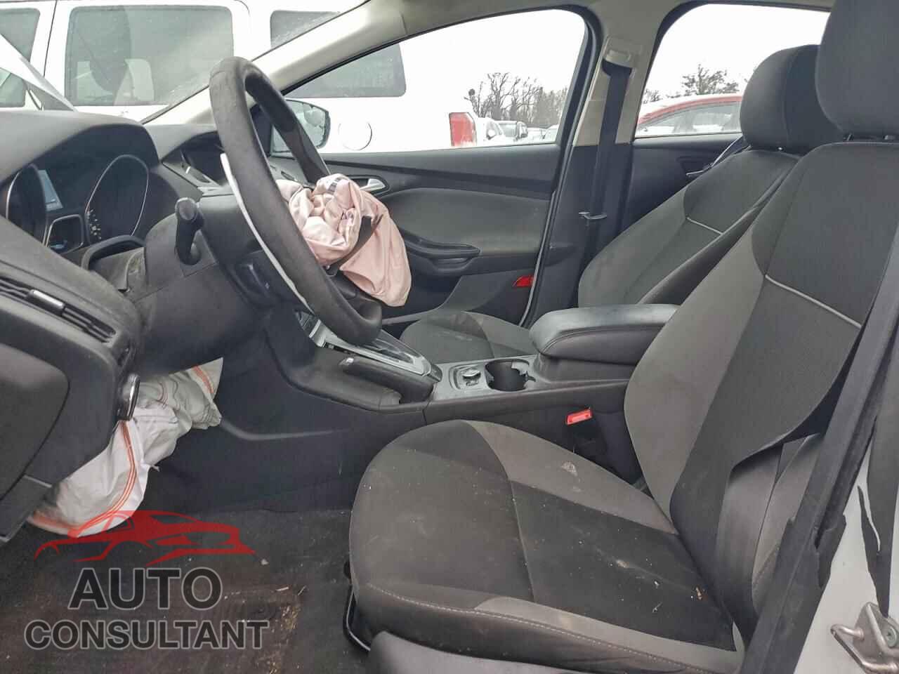 FORD FOCUS 2014 - 1FADP3F23EL263389