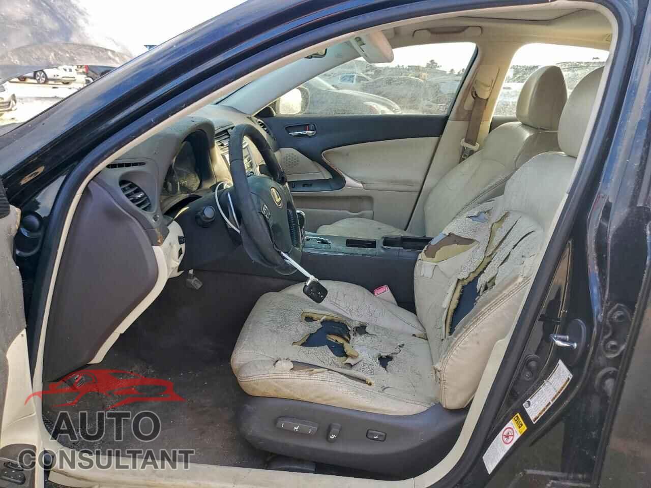 LEXUS IS 2009 - JTHBK262695106877