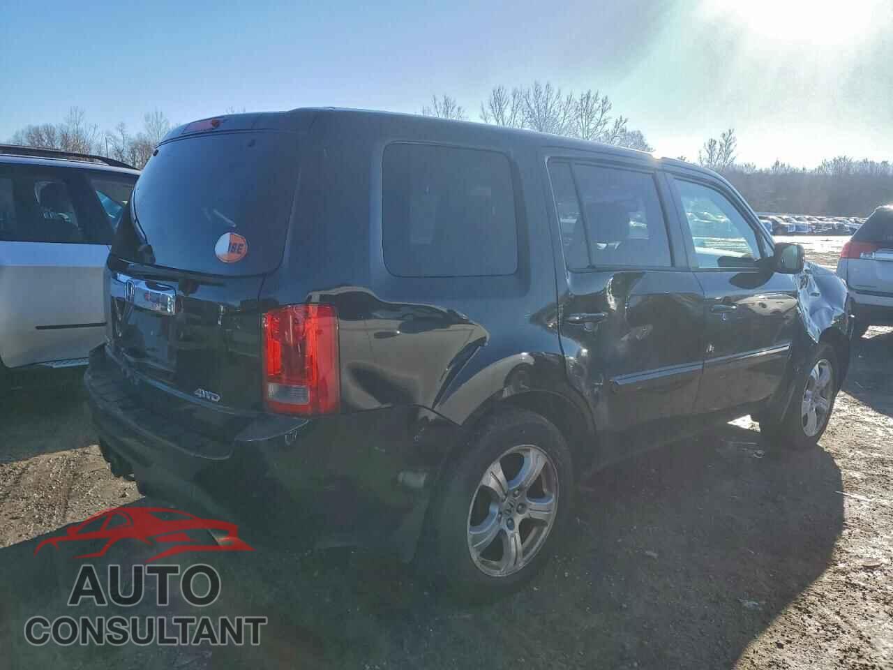 HONDA PILOT 2013 - 5FNYF4H52DB083592