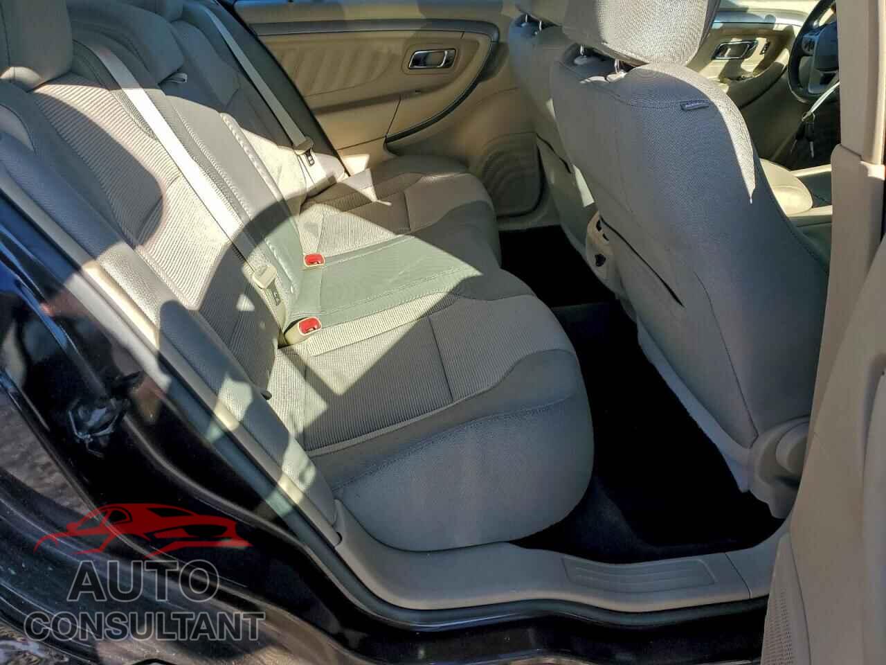 FORD TAURUS 2013 - 1FAHP2E83DG180859