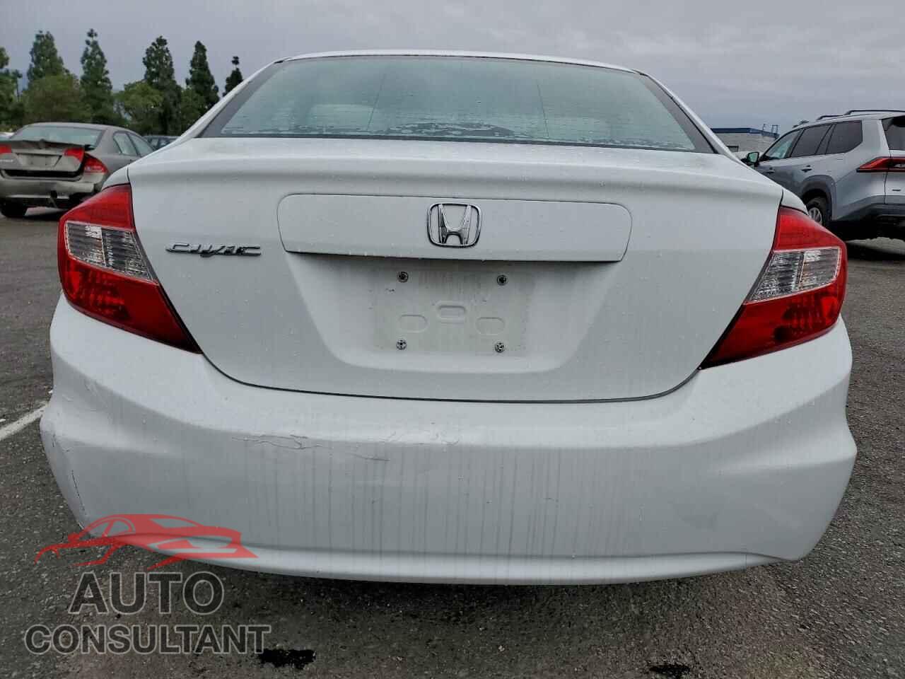 HONDA CIVIC 2012 - 2HGFB2F86CH588954