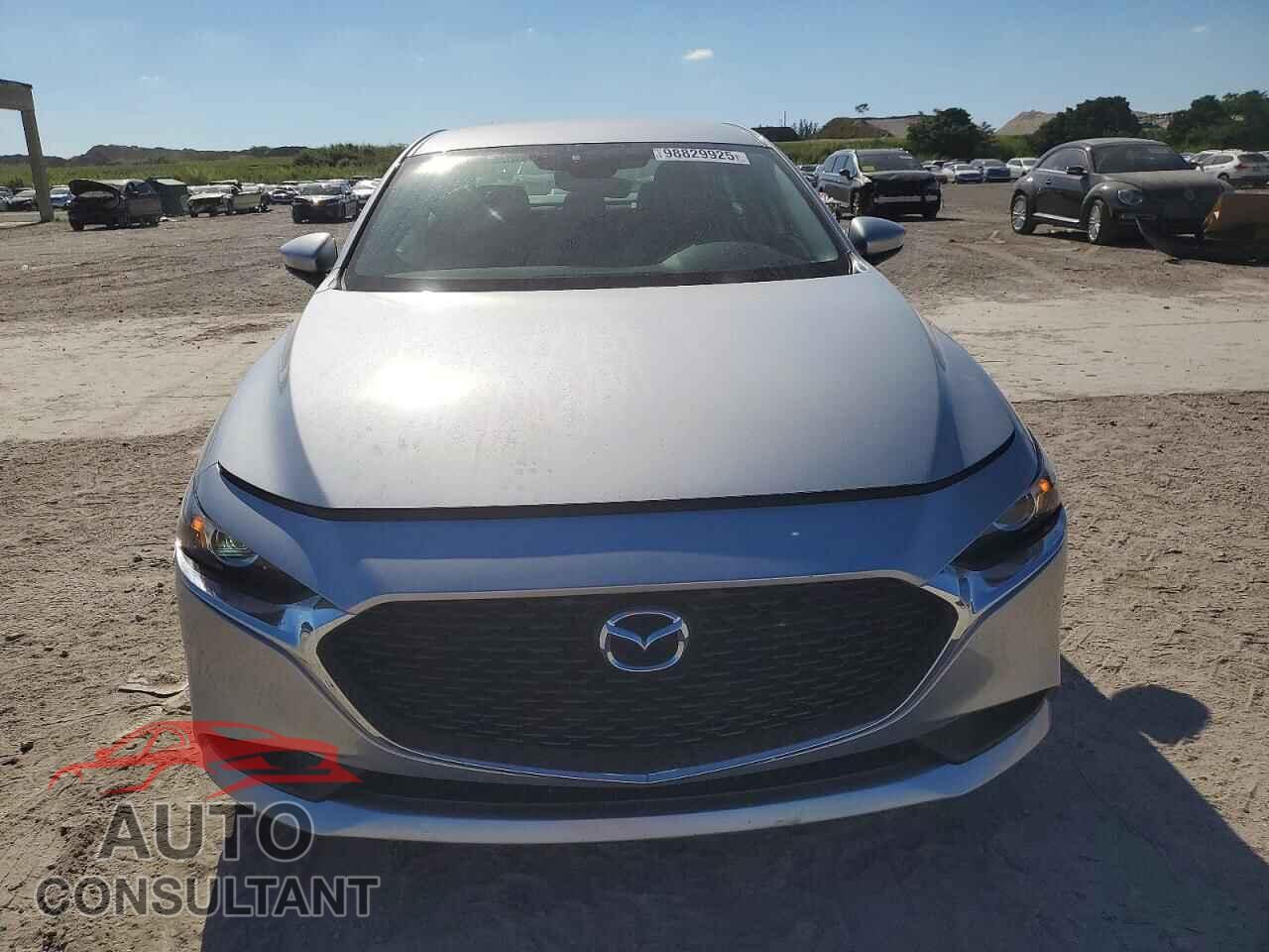 MAZDA 3 2019 - 3MZBPABL3KM113150