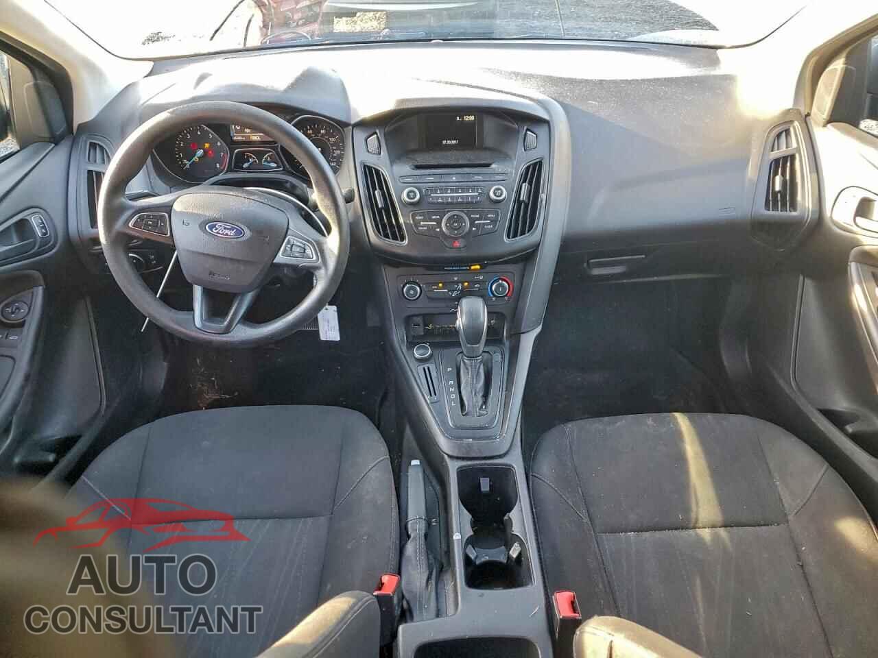 FORD FOCUS 2017 - 1FADP3E29HL325514